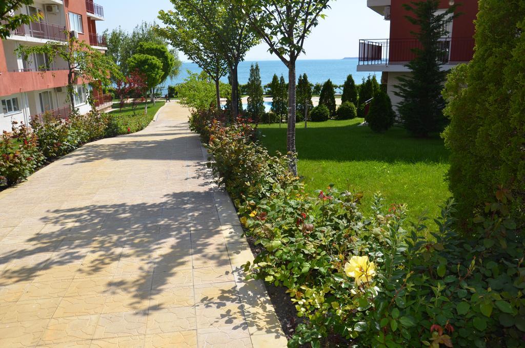 Single Private Apartments In Marina View Fort Beach Sveti Vlas Εξωτερικό φωτογραφία