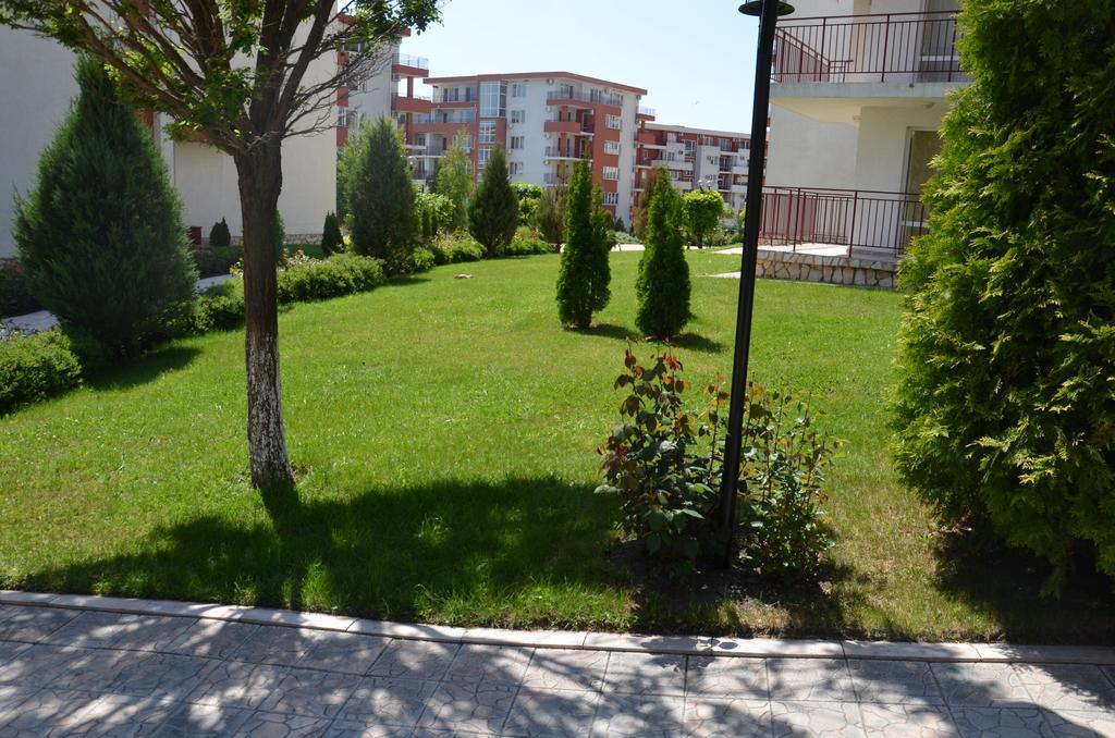 Single Private Apartments In Marina View Fort Beach Sveti Vlas Εξωτερικό φωτογραφία