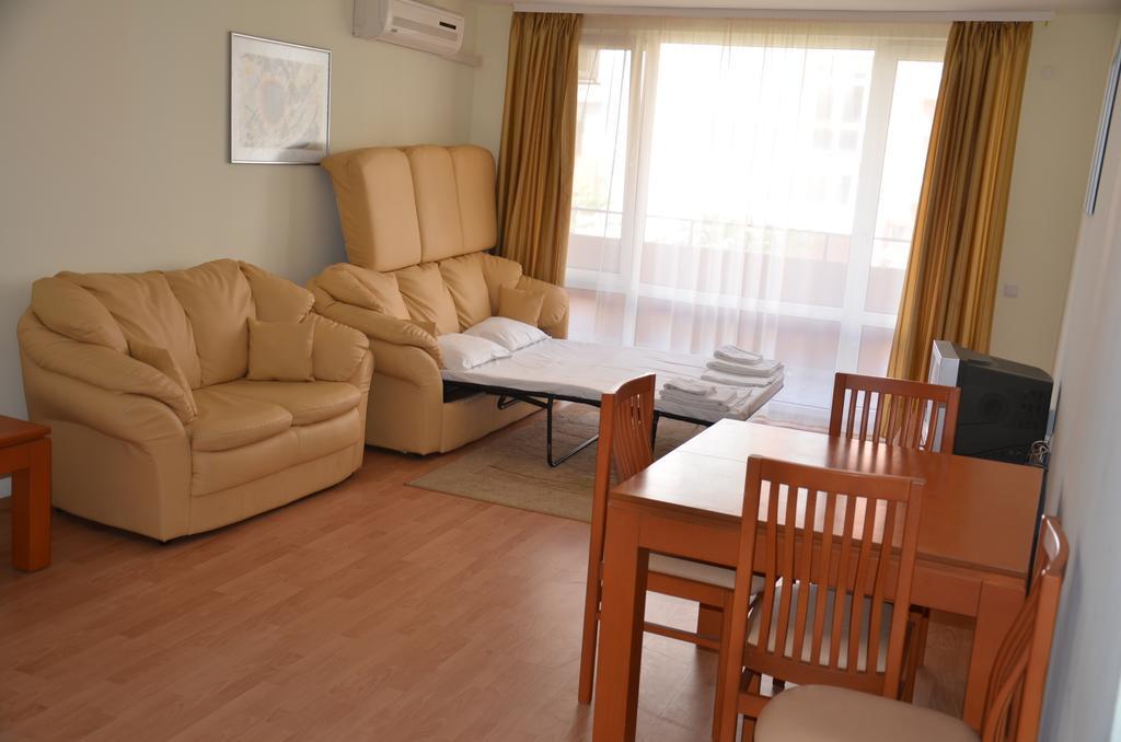 Single Private Apartments In Marina View Fort Beach Sveti Vlas Εξωτερικό φωτογραφία