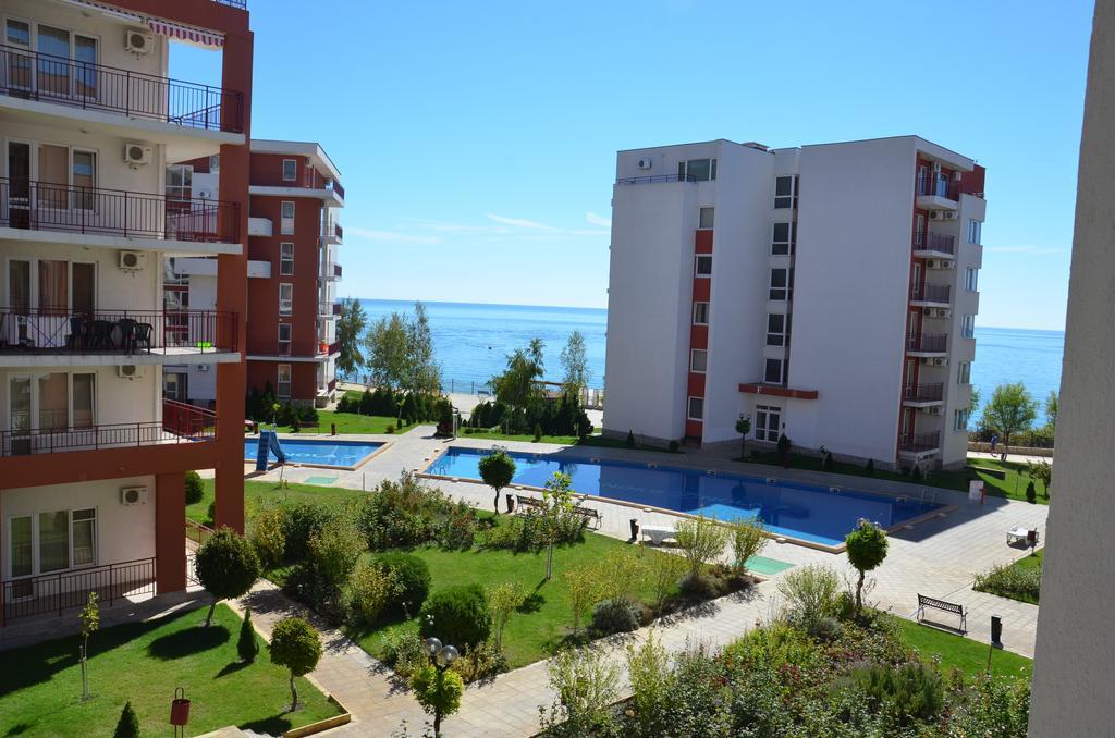 Single Private Apartments In Marina View Fort Beach Sveti Vlas Εξωτερικό φωτογραφία