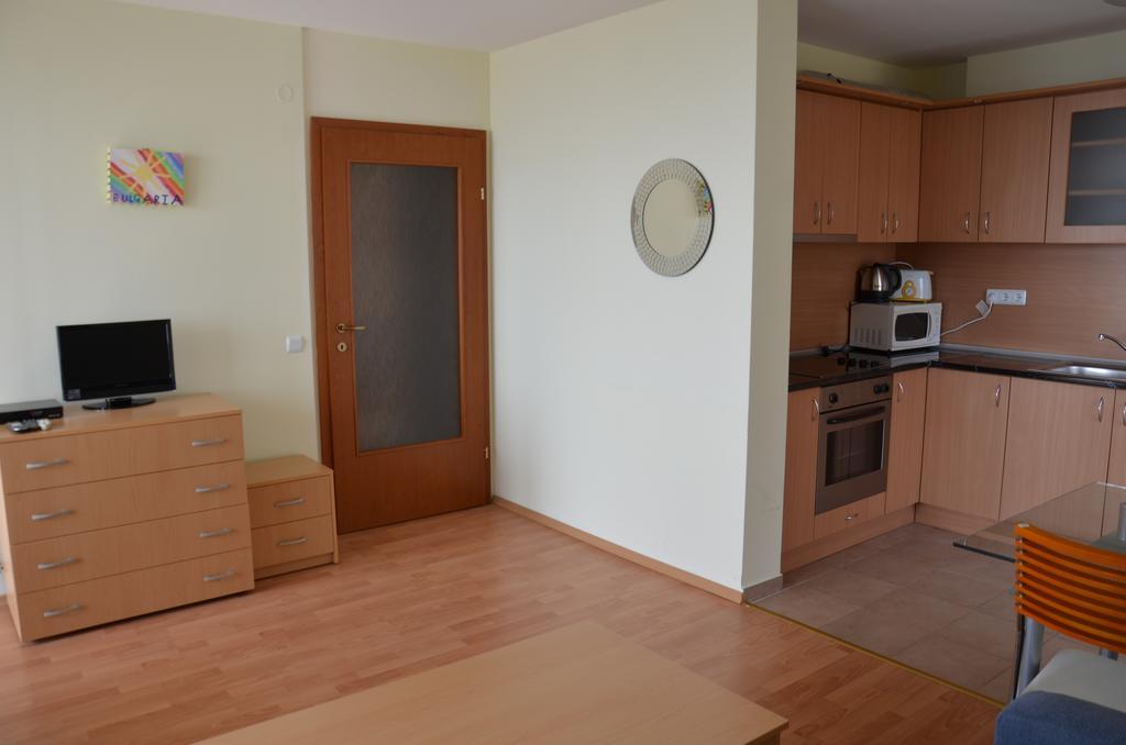 Single Private Apartments In Marina View Fort Beach Sveti Vlas Εξωτερικό φωτογραφία