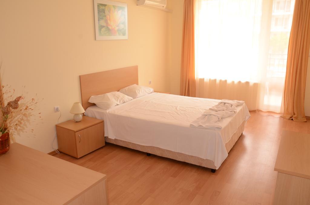 Single Private Apartments In Marina View Fort Beach Sveti Vlas Εξωτερικό φωτογραφία