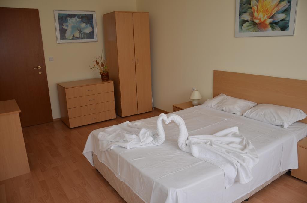 Single Private Apartments In Marina View Fort Beach Sveti Vlas Εξωτερικό φωτογραφία