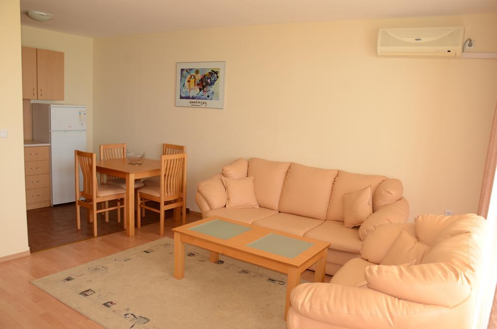 Single Private Apartments In Marina View Fort Beach Sveti Vlas Εξωτερικό φωτογραφία