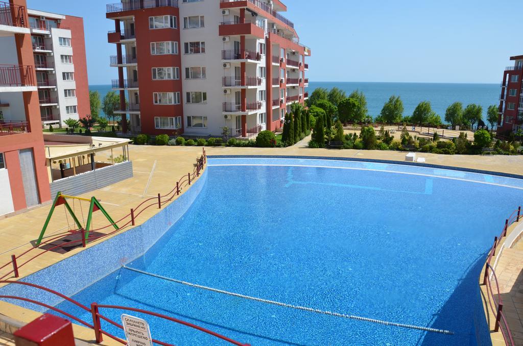 Single Private Apartments In Marina View Fort Beach Sveti Vlas Εξωτερικό φωτογραφία
