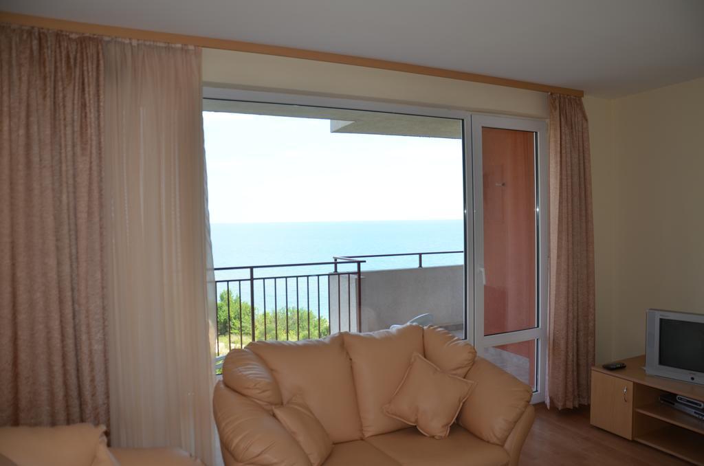 Single Private Apartments In Marina View Fort Beach Sveti Vlas Εξωτερικό φωτογραφία