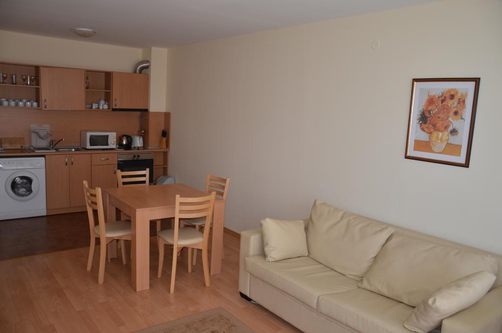 Single Private Apartments In Marina View Fort Beach Sveti Vlas Εξωτερικό φωτογραφία